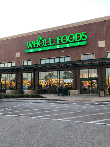 Health food store in Naperville